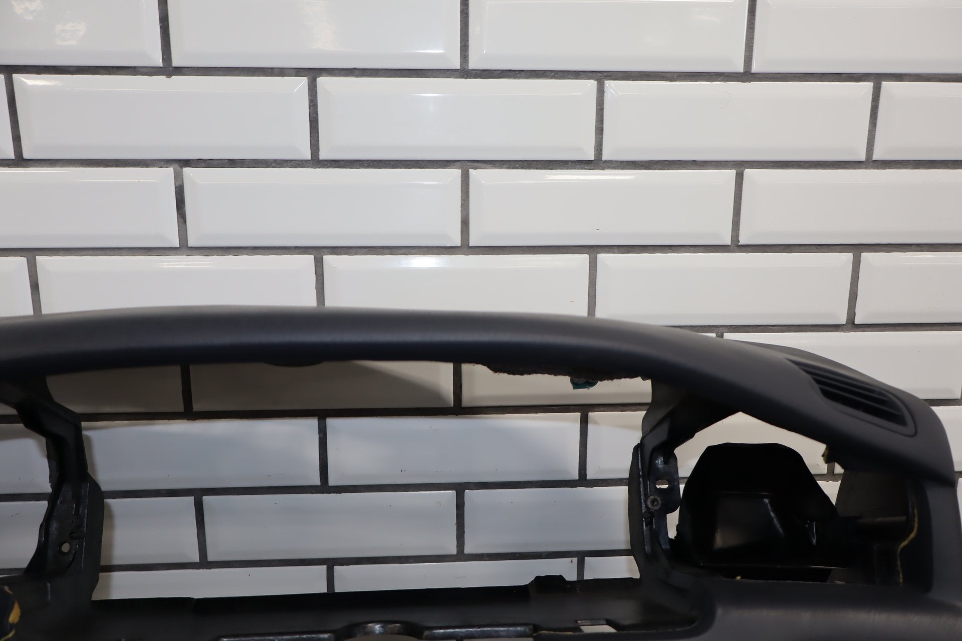 1995-1999 Toyota Crown Dash Panel Grey FD10 OEM JZS151 Sold Bare