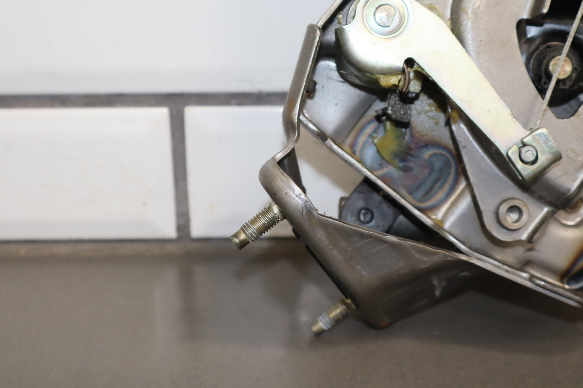 1995-1999 Toyota Crown Emergency Park Brake Pedal OEM JZS151 Functions