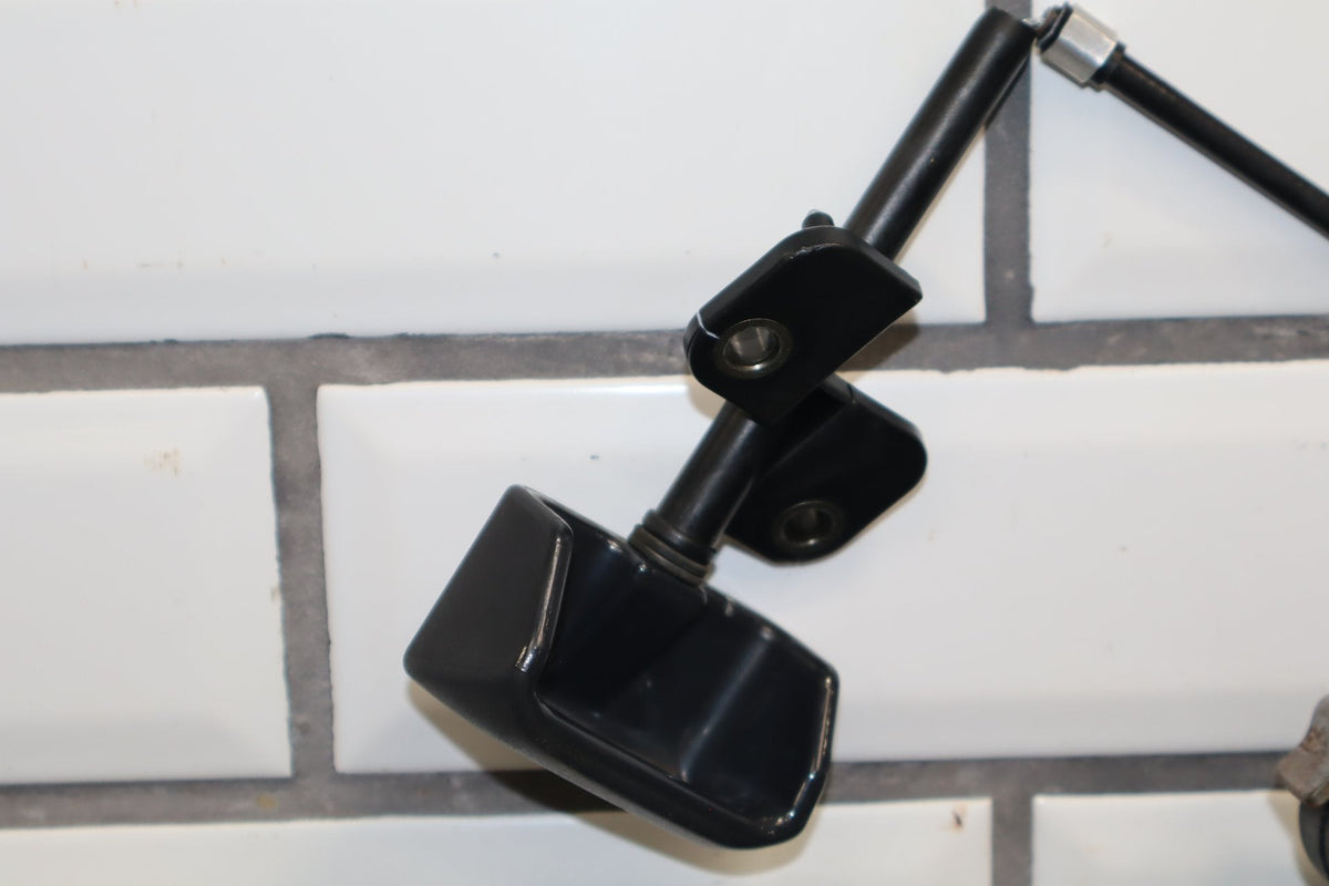 1995-1999 Toyota Crown Emergency Park Brake Pedal OEM JZS151 Functions