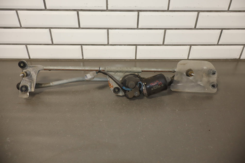 1995-1999 Toyota Crown Front Wiper Motor Transmission OEM JZS151 Tested