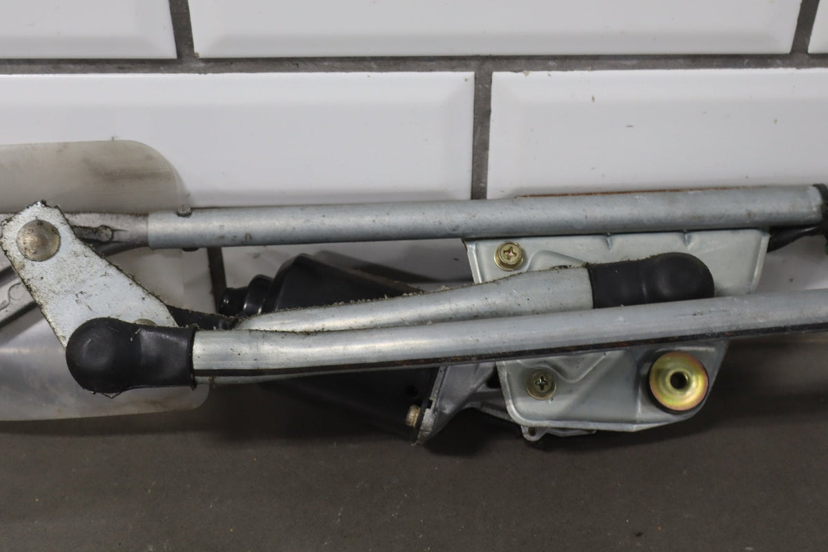 1995-1999 Toyota Crown Front Wiper Motor Transmission OEM JZS151 Tested
