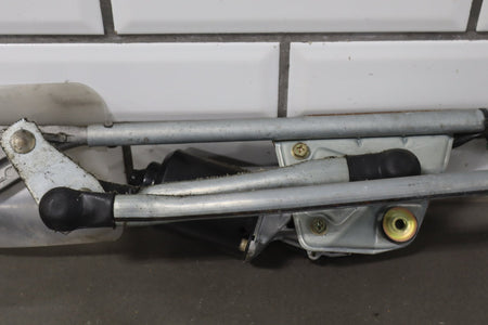 1995-1999 Toyota Crown Front Wiper Motor Transmission OEM JZS151 Tested