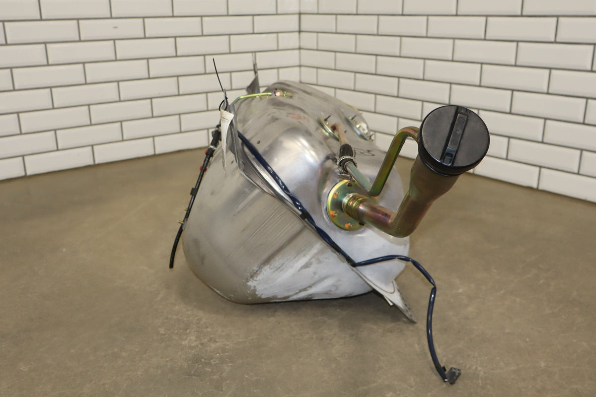 1995-1999 Toyota Crown Fuel Tank 70L w Pump OEM JZS151 18.5 Gal