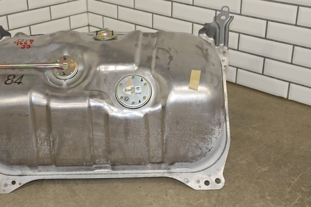 1995-1999 Toyota Crown Fuel Tank 70L w Pump OEM JZS151 18.5 Gal