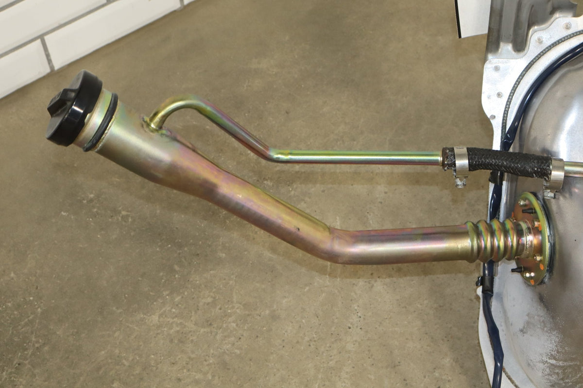 1995-1999 Toyota Crown Fuel Tank 70L w Pump OEM JZS151 18.5 Gal