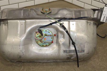 1995-1999 Toyota Crown Fuel Tank 70L w Pump OEM JZS151 18.5 Gal