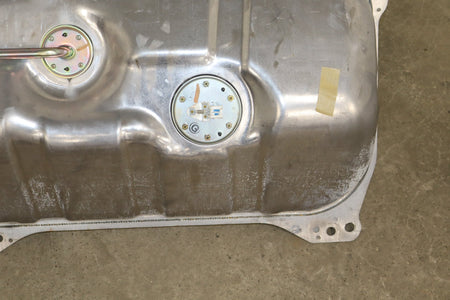 1995-1999 Toyota Crown Fuel Tank 70L w Pump OEM JZS151 18.5 Gal