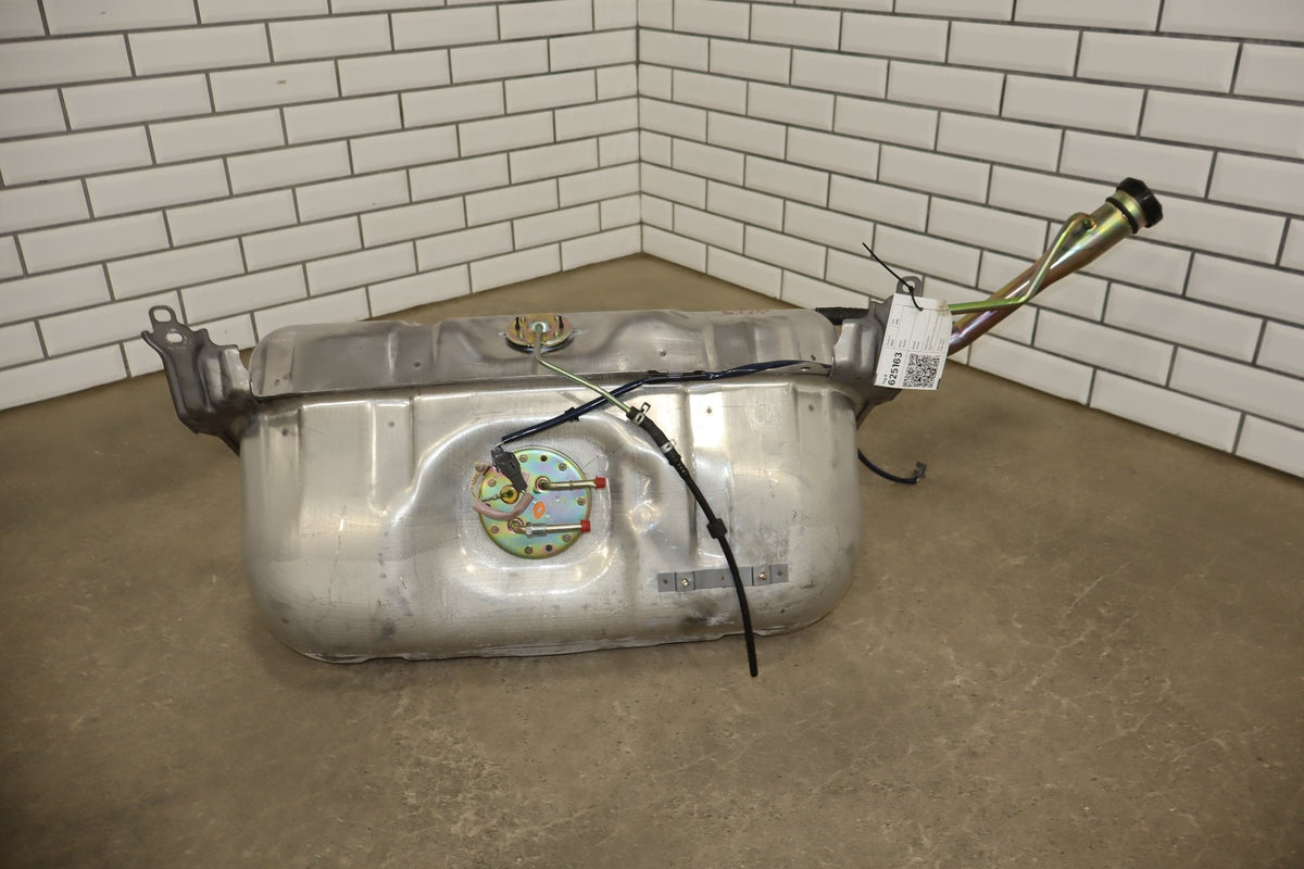 1995-1999 Toyota Crown Fuel Tank 70L w Pump OEM JZS151 18.5 Gal