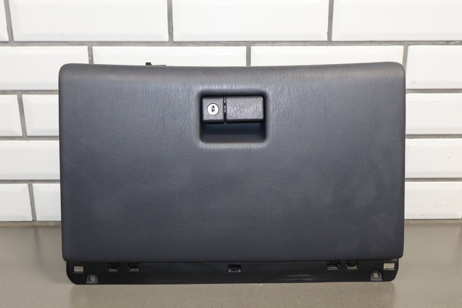 1995-1999 Toyota Crown Glove Box Grey FD10 OEM JZS151 Latch Functions