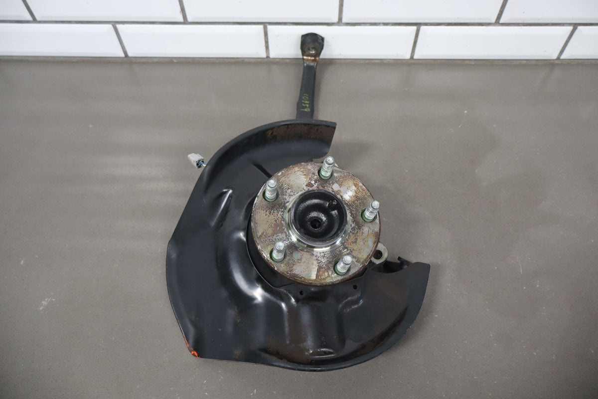 1995-1999 Toyota Crown Left Front Knuckle Hub ABS Control Arms OEM JZS151