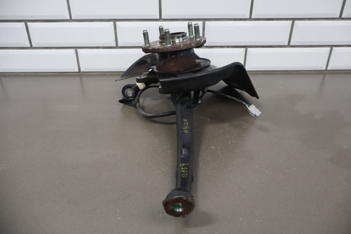 1995-1999 Toyota Crown Left Front Knuckle Hub ABS Control Arms OEM JZS151