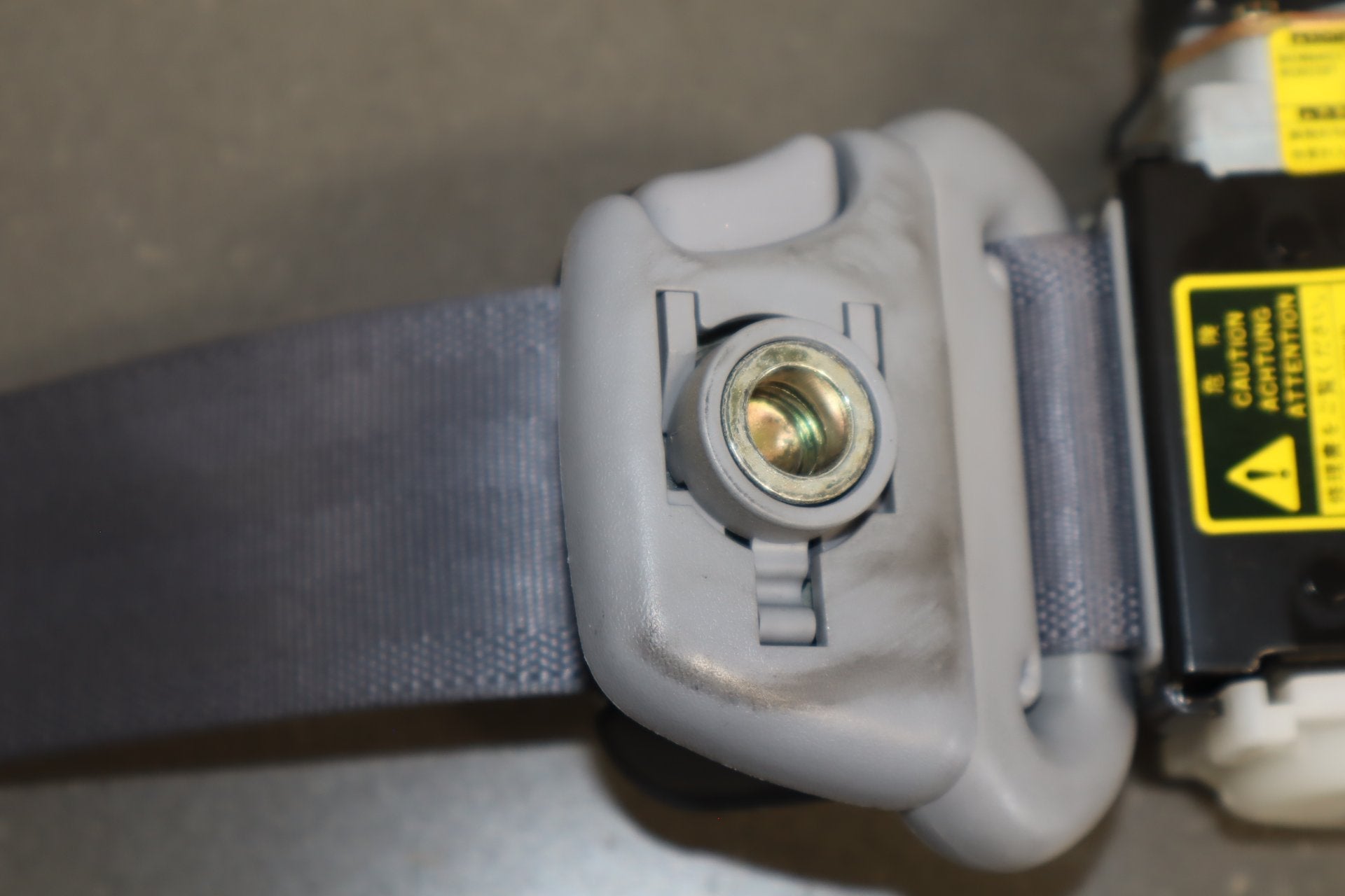 1995-1999 Toyota Crown Left Front Seat Belt Grey Retractor OEM JZS151