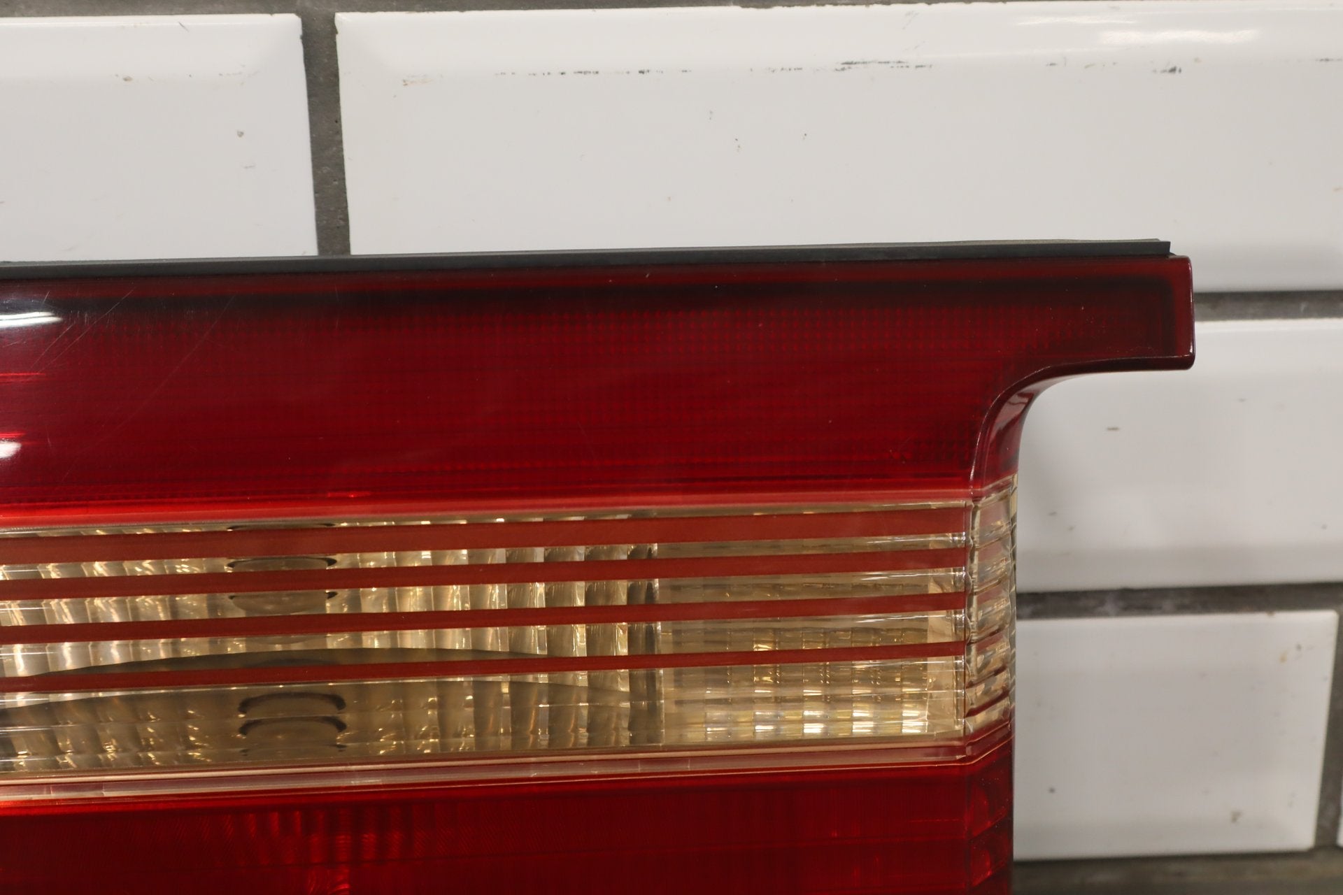1995-1999 Toyota Crown Left Inner Tail Light Trunk OEM JZS151 Clean