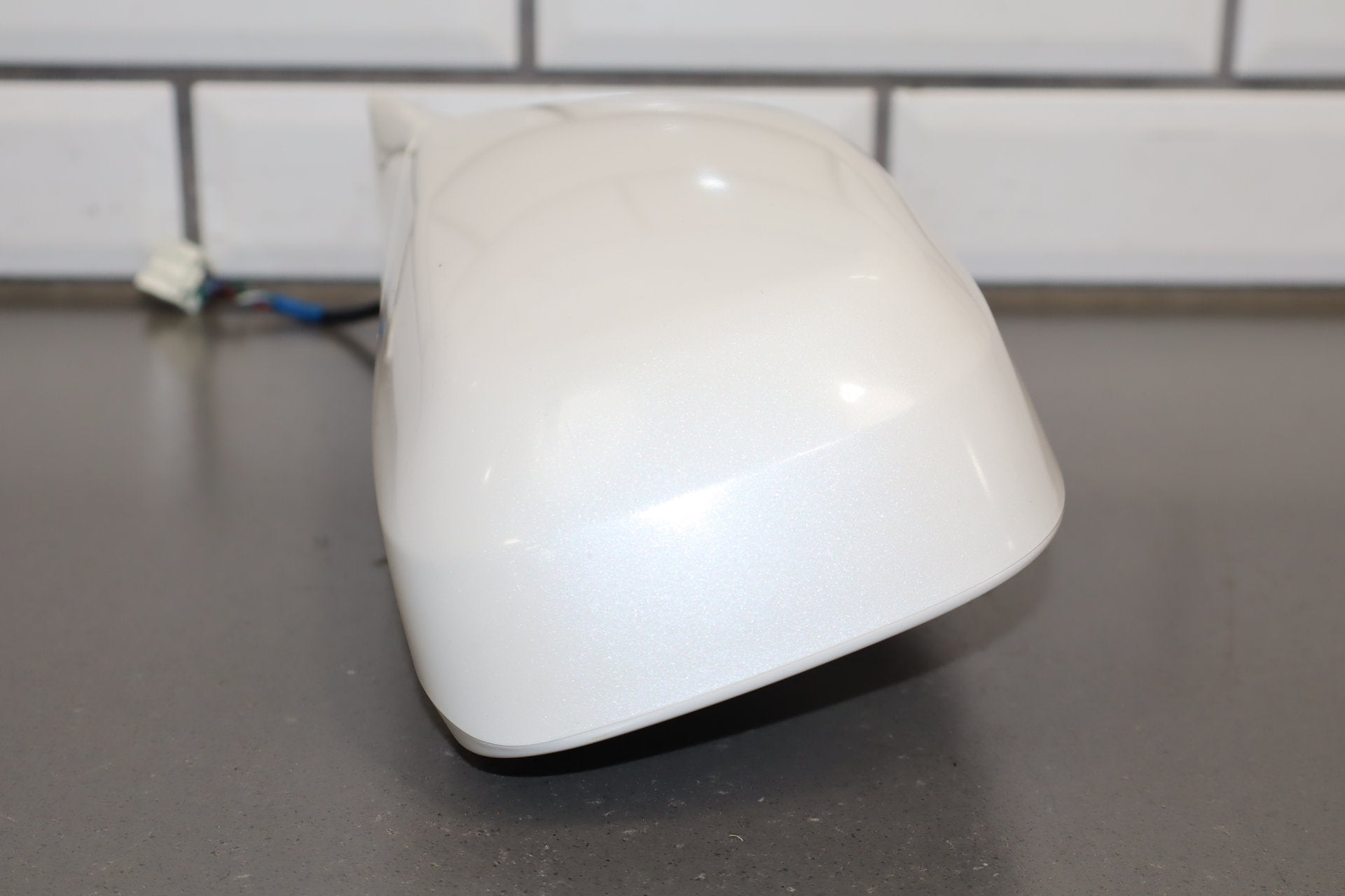 1995-1999 Toyota Crown Left Mirror Power Heated Fold White 2BK JZS151