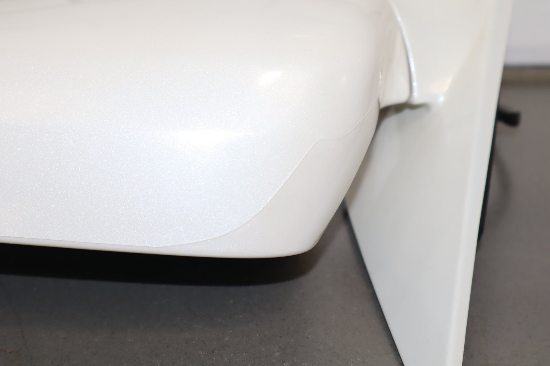 1995-1999 Toyota Crown Left Mirror Power Heated Fold White 2BK JZS151