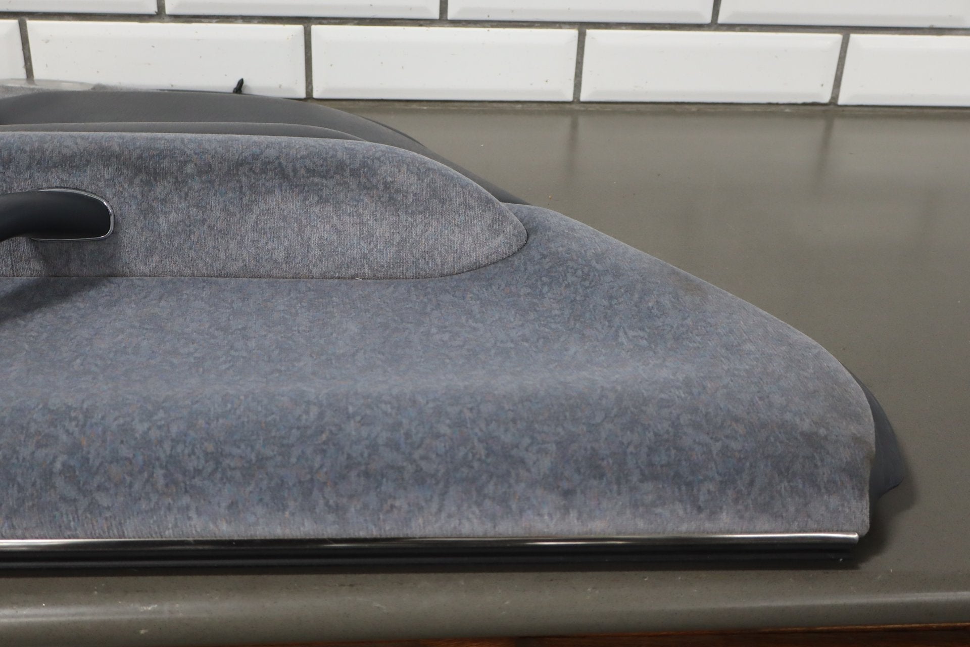 1995-1999 Toyota Crown Left Rear Door Panel Grey OEM JZS151 Window Switch