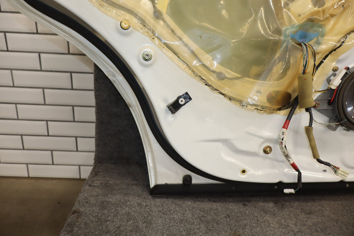 1995-1999 Toyota Crown Left Rear Door White 2BK OEM JZS151