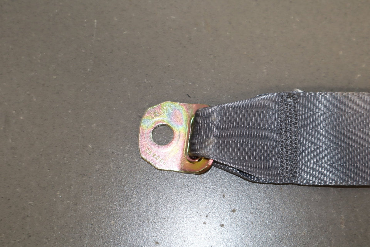 1995-1999 Toyota Crown Left Rear Seat Belt Grey Retractor OEM JZS151