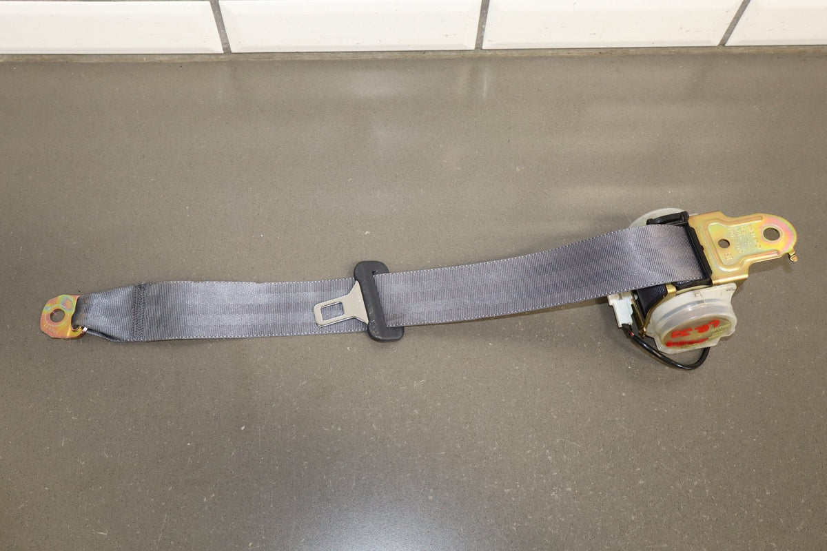 1995-1999 Toyota Crown Left Rear Seat Belt Grey Retractor OEM JZS151