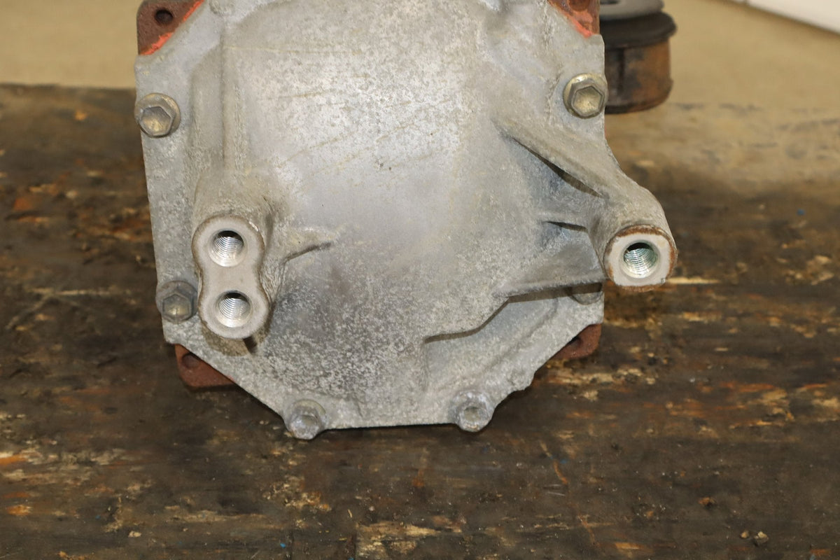 1995-1999 Toyota Crown Rear Axle Carrier 3.90 Ratio OEM JZS151