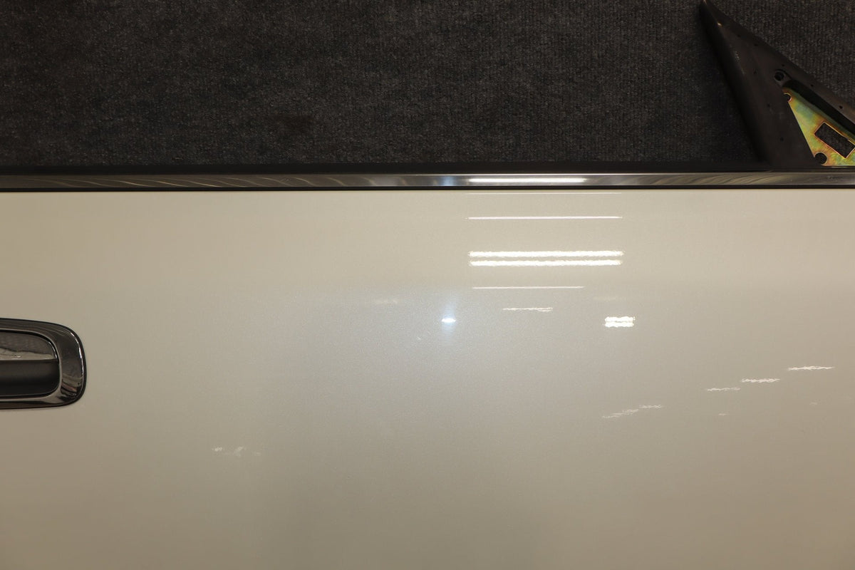 1995-1999 Toyota Crown Right Front Door White 2BK OEM JZS151 Heavy Scratch