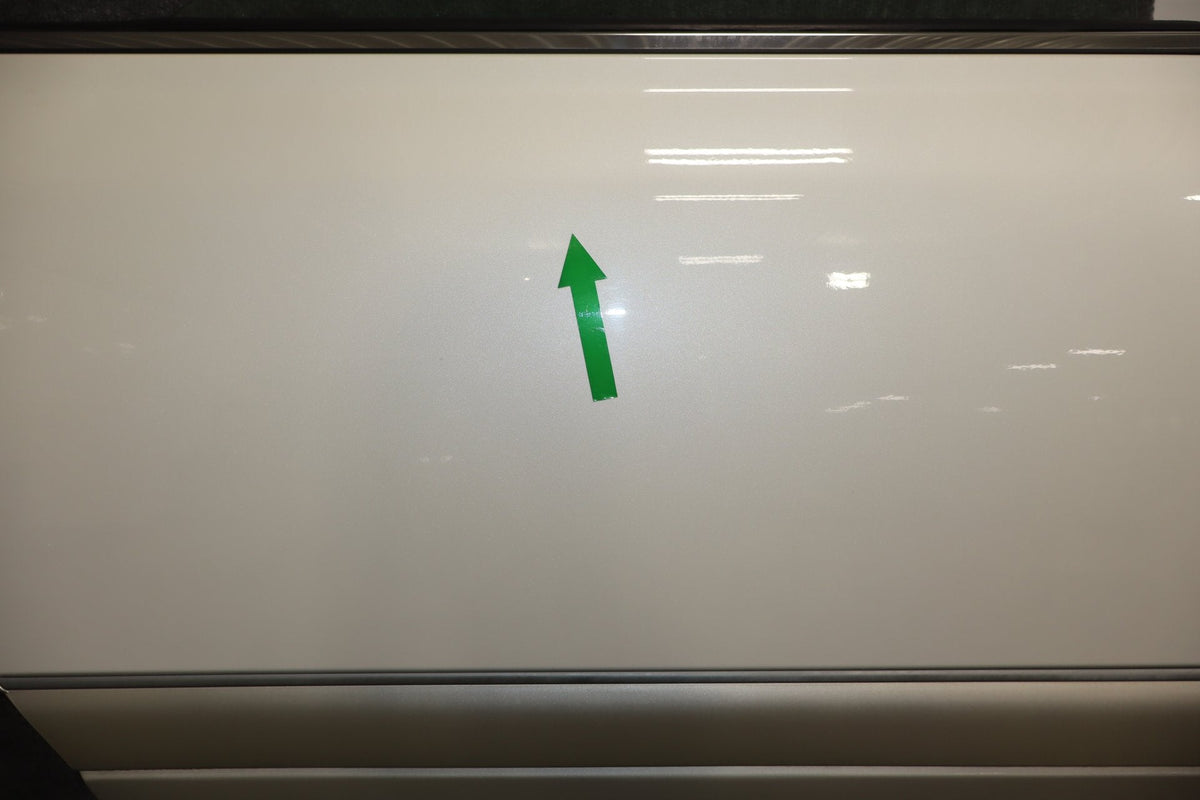 1995-1999 Toyota Crown Right Rear Door White 2BK OEM JZS151 Visible Dent
