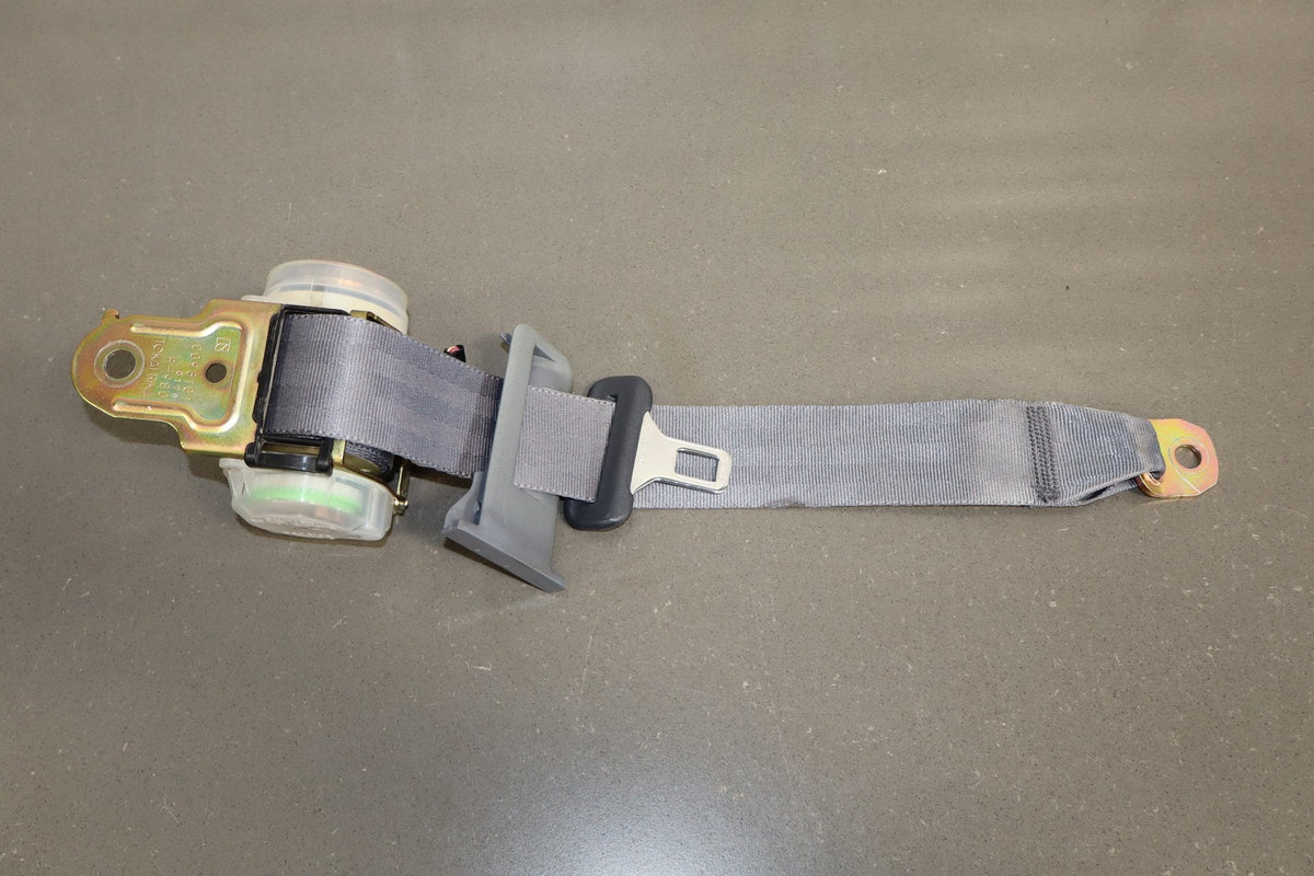 1995-1999 Toyota Crown Right Rear Seat Belt Grey Retractor OEM JZS151