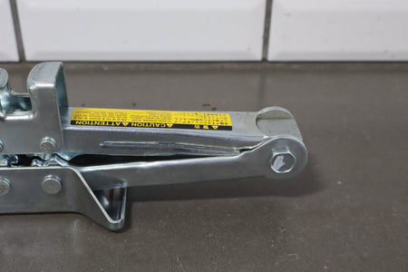 1995-1999 Toyota Crown Scissor Jack w Tools Tray OEM JZS151 Complete