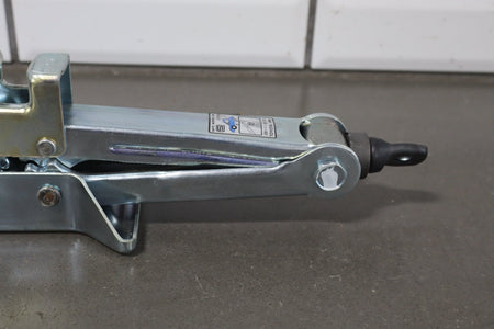 1995-1999 Toyota Crown Scissor Jack w Tools Tray OEM JZS151 Complete