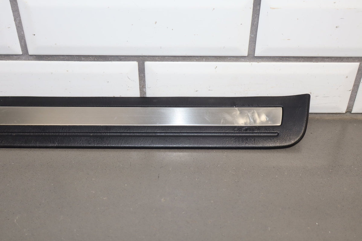 1995-1999 Toyota Crown Sill Plate Set 4pc OEM JZS151 Front/Rear Gray