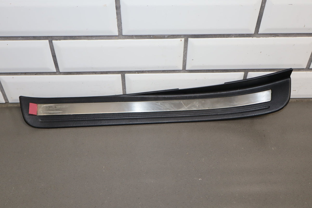 1995-1999 Toyota Crown Sill Plate Set 4pc OEM JZS151 Front/Rear Gray
