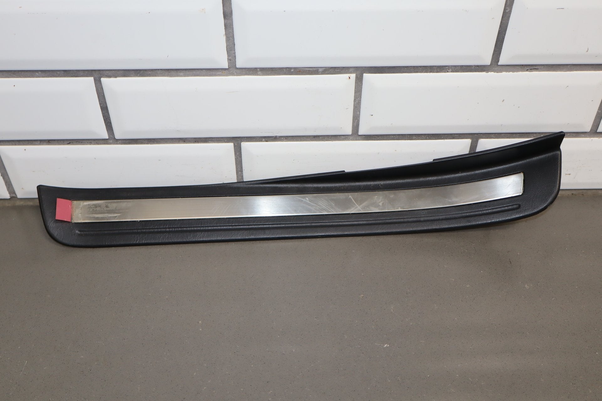 1995-1999 Toyota Crown Sill Plate Set 4pc OEM JZS151 Front/Rear Gray