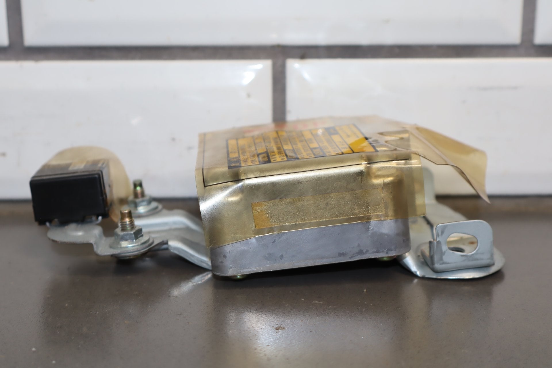 1995-1999 Toyota Crown SRS Module 89170-30110 OEM JZS151