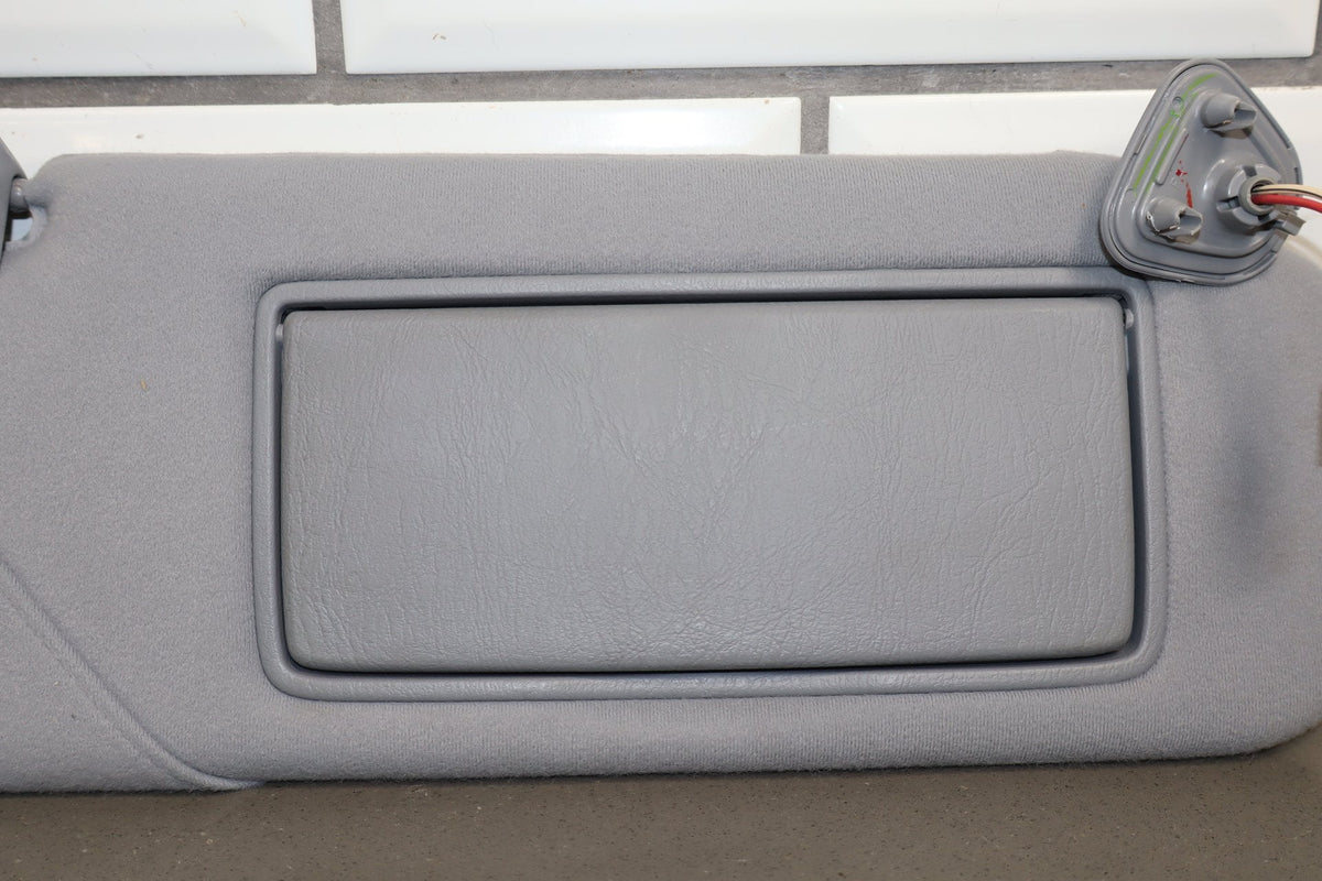 1995-1999 Toyota Crown Sun Visor Pair Illuminated OEM JZS151 Functions