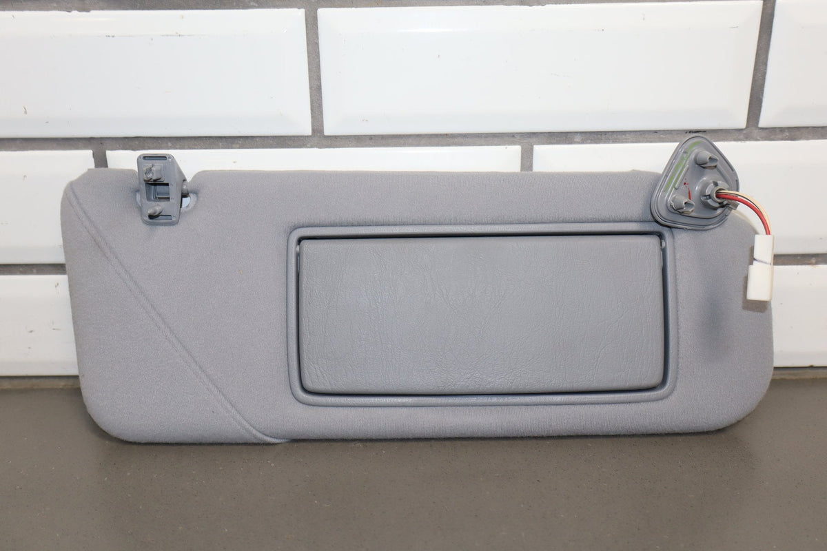 1995-1999 Toyota Crown Sun Visor Pair Illuminated OEM JZS151 Functions