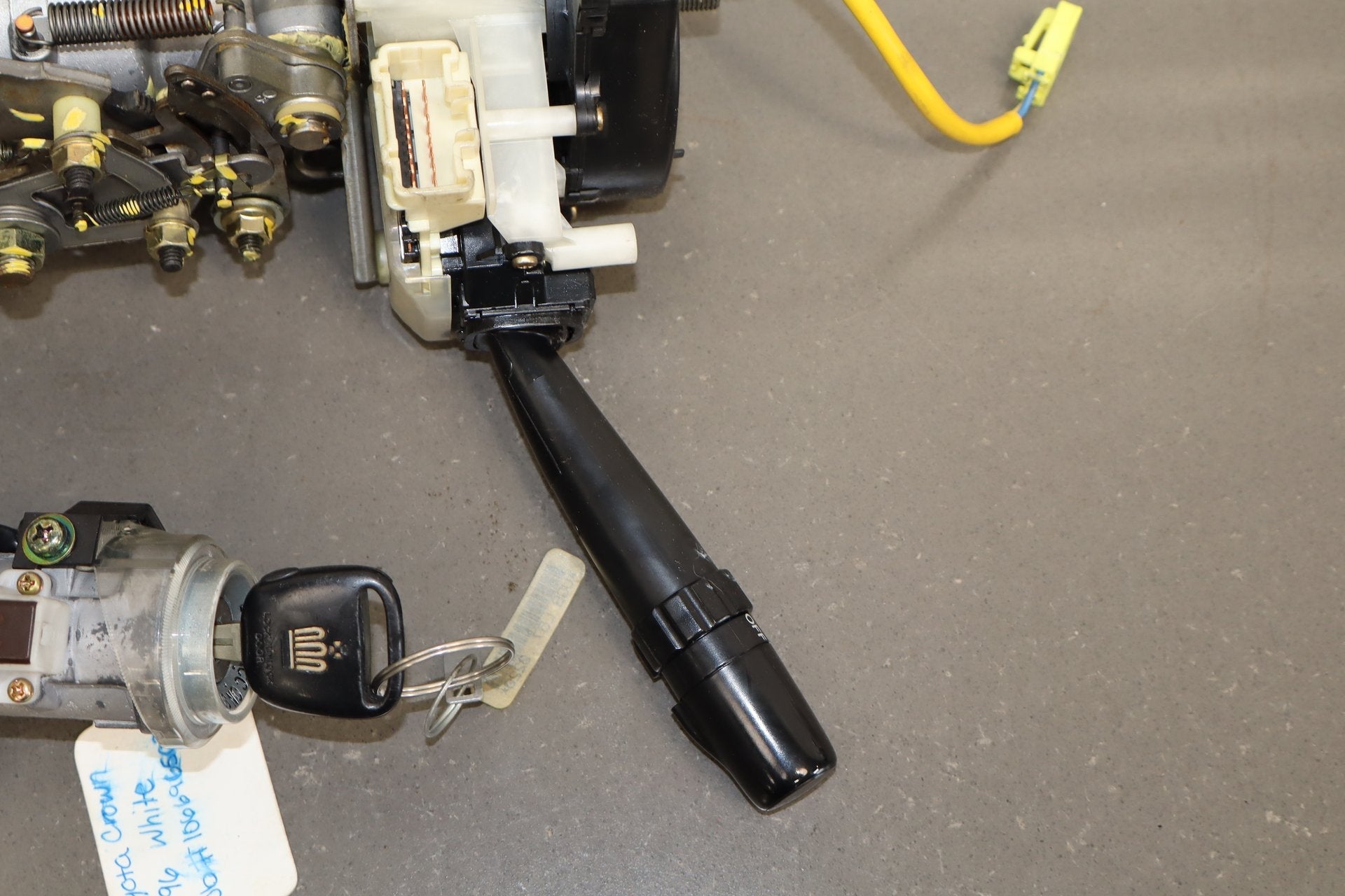 1995-1999 Toyota Crown Tilt Steering Column RHD OEM JZS151 Tested