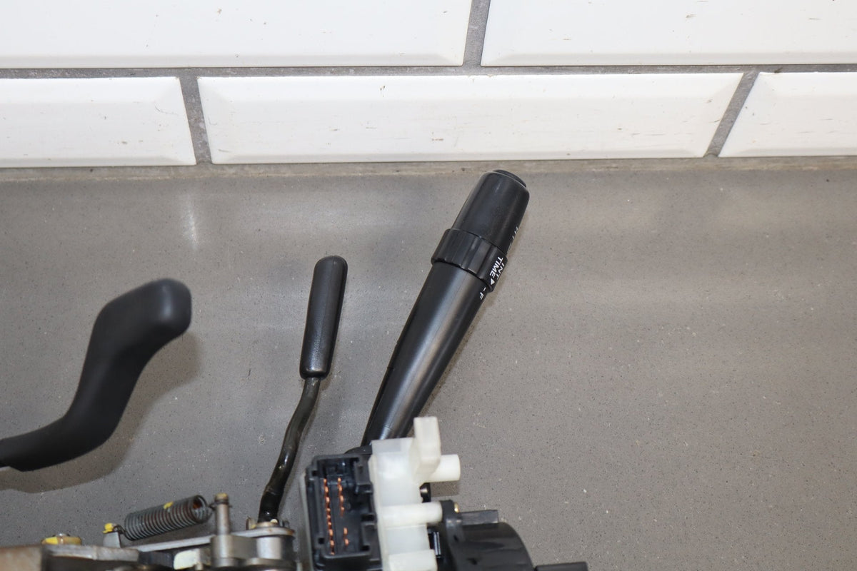 1995-1999 Toyota Crown Tilt Steering Column RHD OEM JZS151 Tested