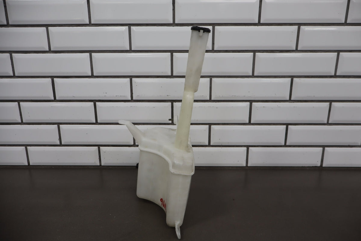 1995-1999 Toyota Crown Washer Bottle w Pump Lid OEM JZS151