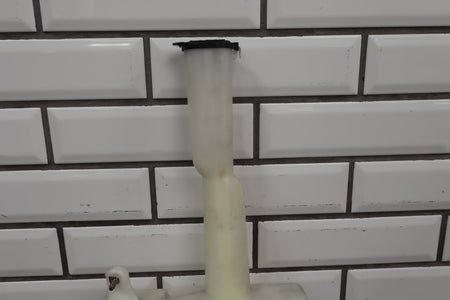 1995-1999 Toyota Crown Washer Bottle w Pump Lid OEM JZS151