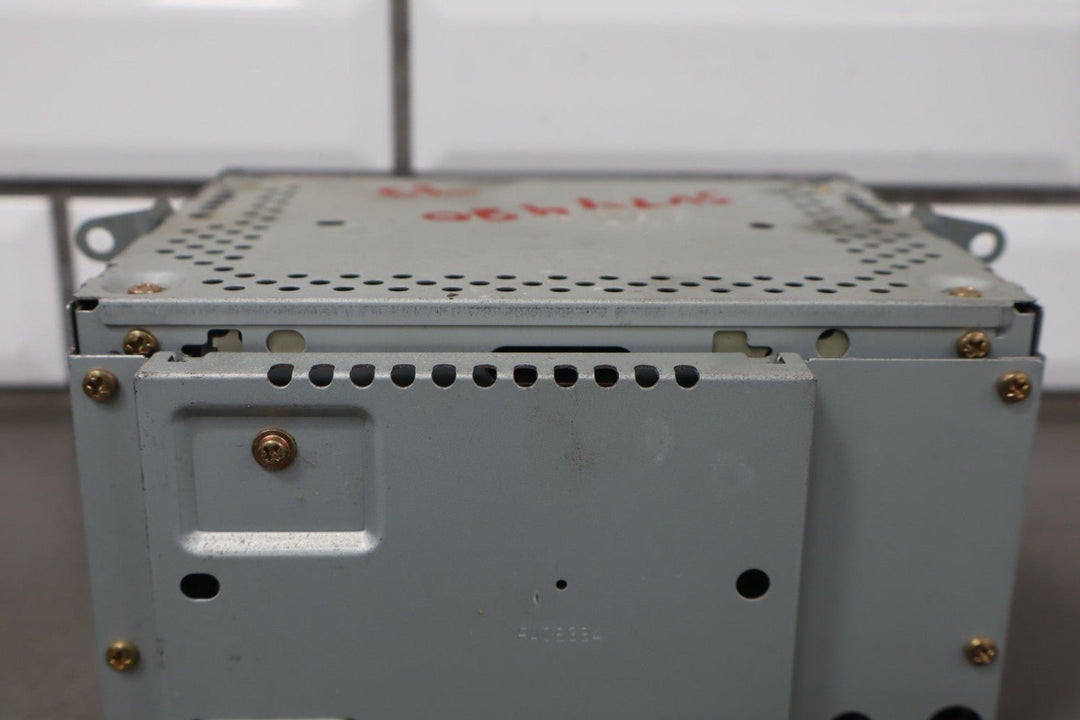 1995 - 1999 Toyota Land Cruiser AM - FM - CD - Cassette Radio 8612033051 OEM *See Notes*