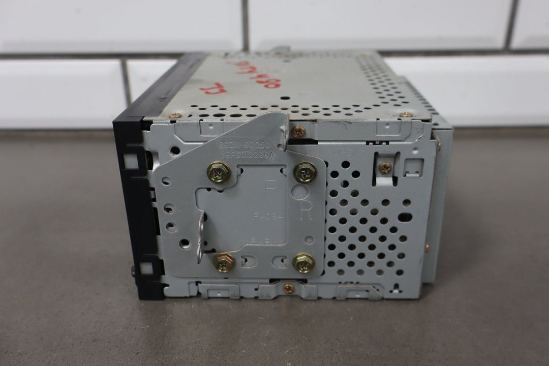 1995 - 1999 Toyota Land Cruiser AM - FM - CD - Cassette Radio 8612033051 OEM *See Notes*