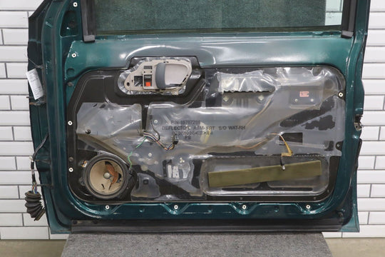 1995 - 2000 Chevrolet Suburban 1500 Right Front Door Green 43U 12387770