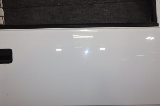 1995 - 2000 GMC Suburban Right Front Door Olympic White 50 12387770