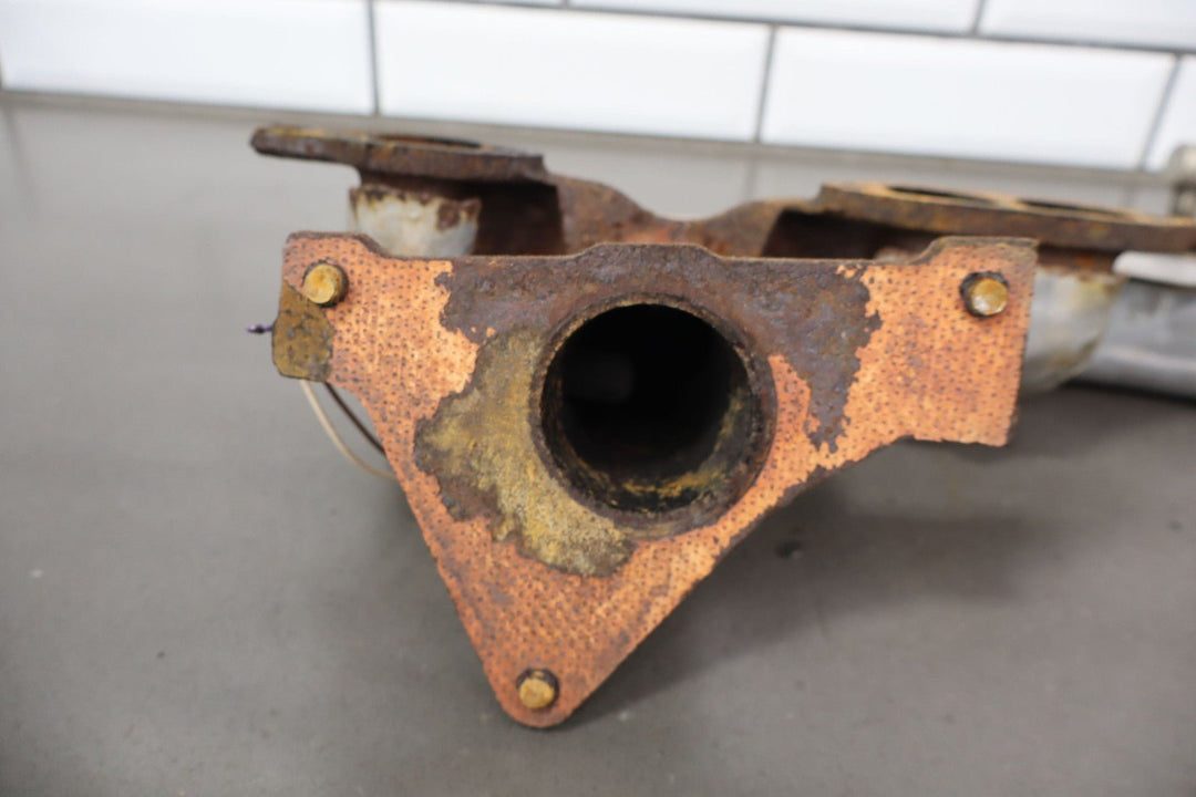 1995 Camaro Firebird 5.7L V8 Auto Trans CA Emissions Exhause Manifolds