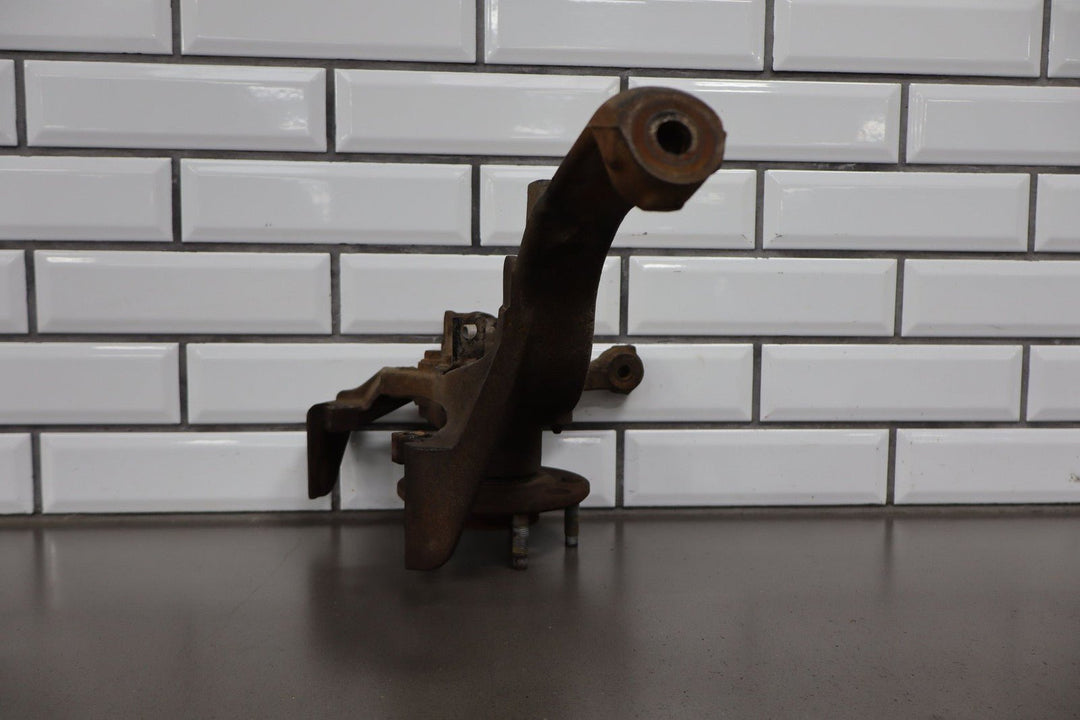 1995 Chevrolet Camaro Left Front Spindle