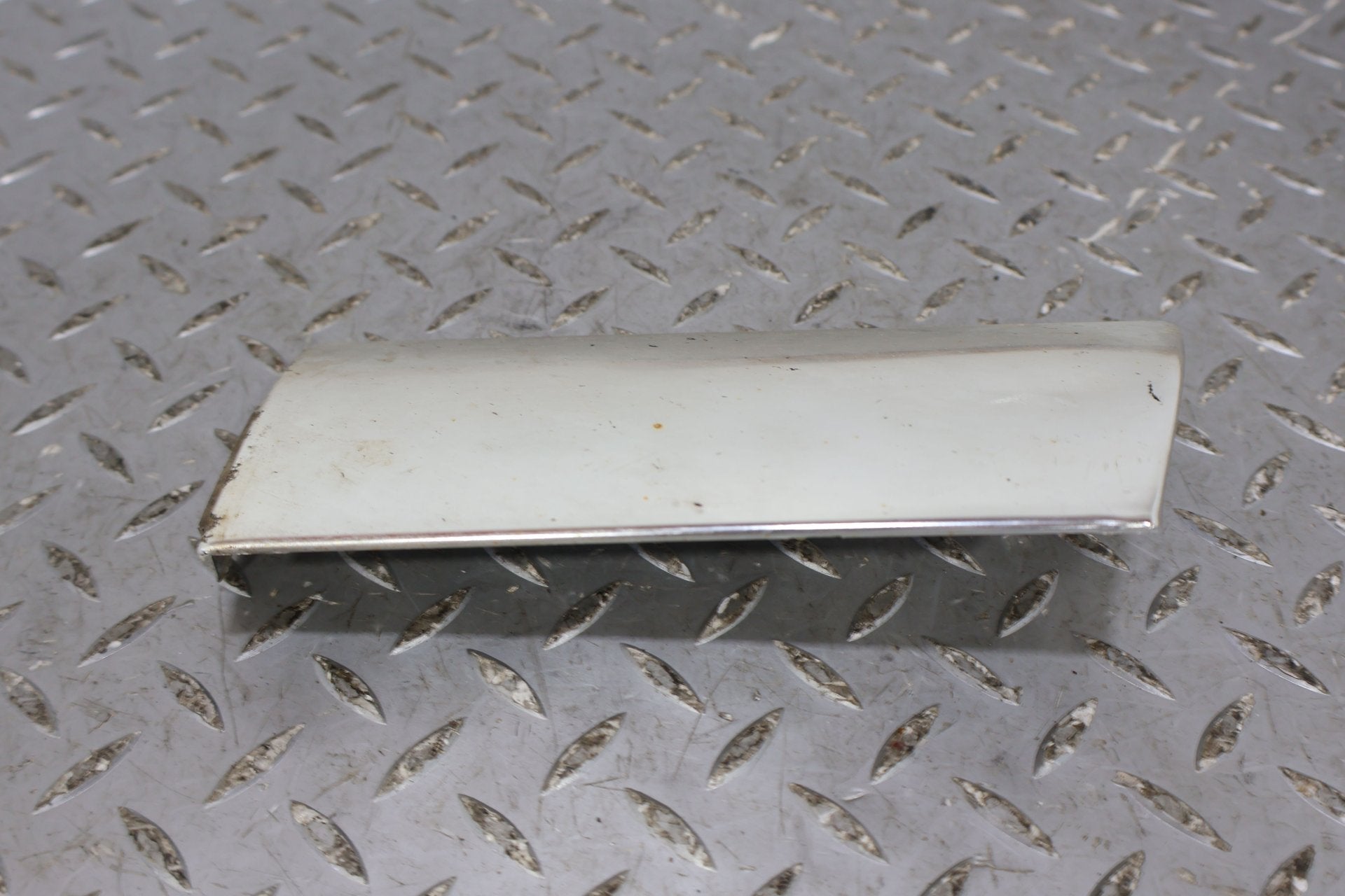 1995 Chevrolet Caprice- Right Fender Molding