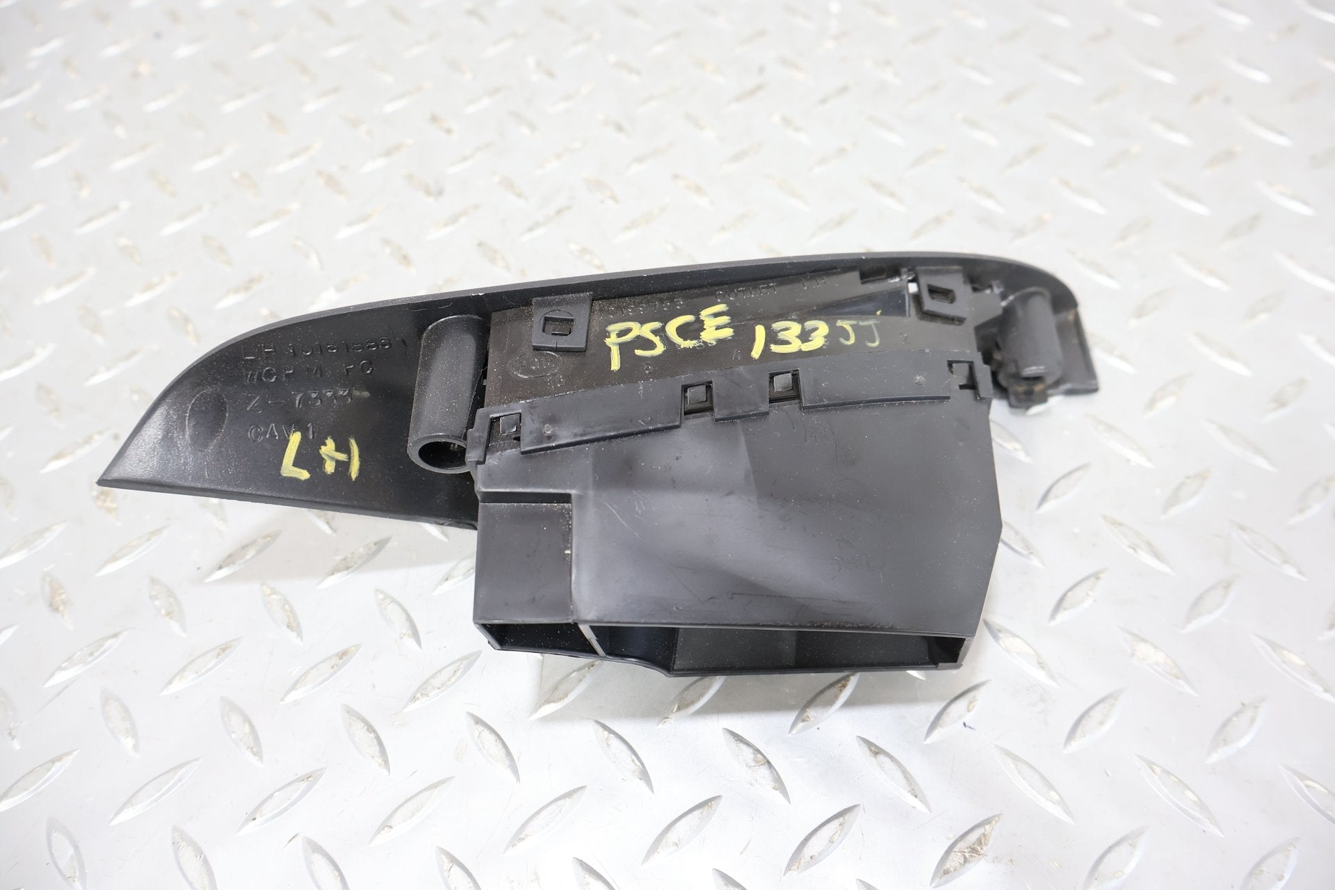 1995 Chevrolet Corvette- Dash Vent