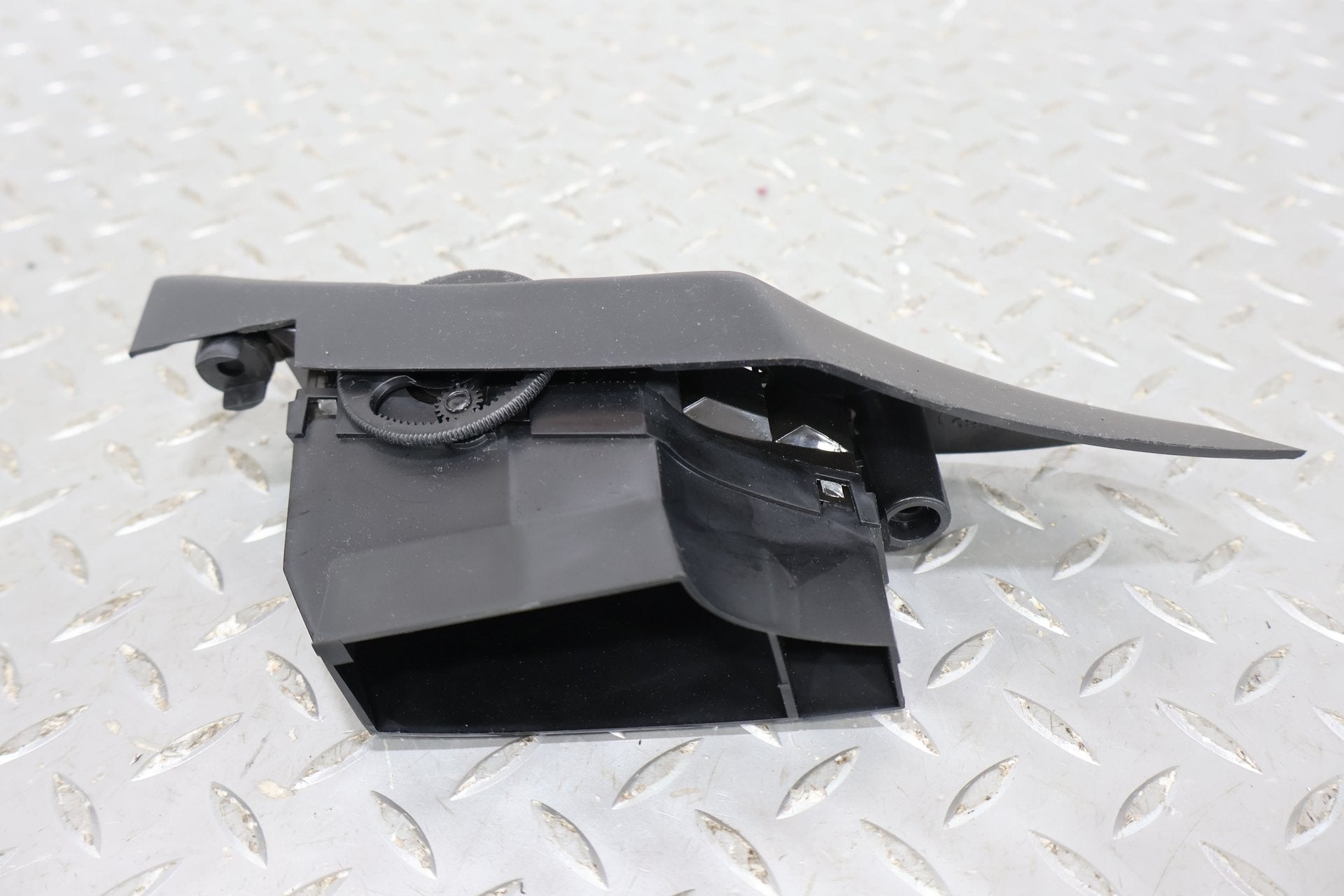 1995 Chevrolet Corvette- Dash Vent