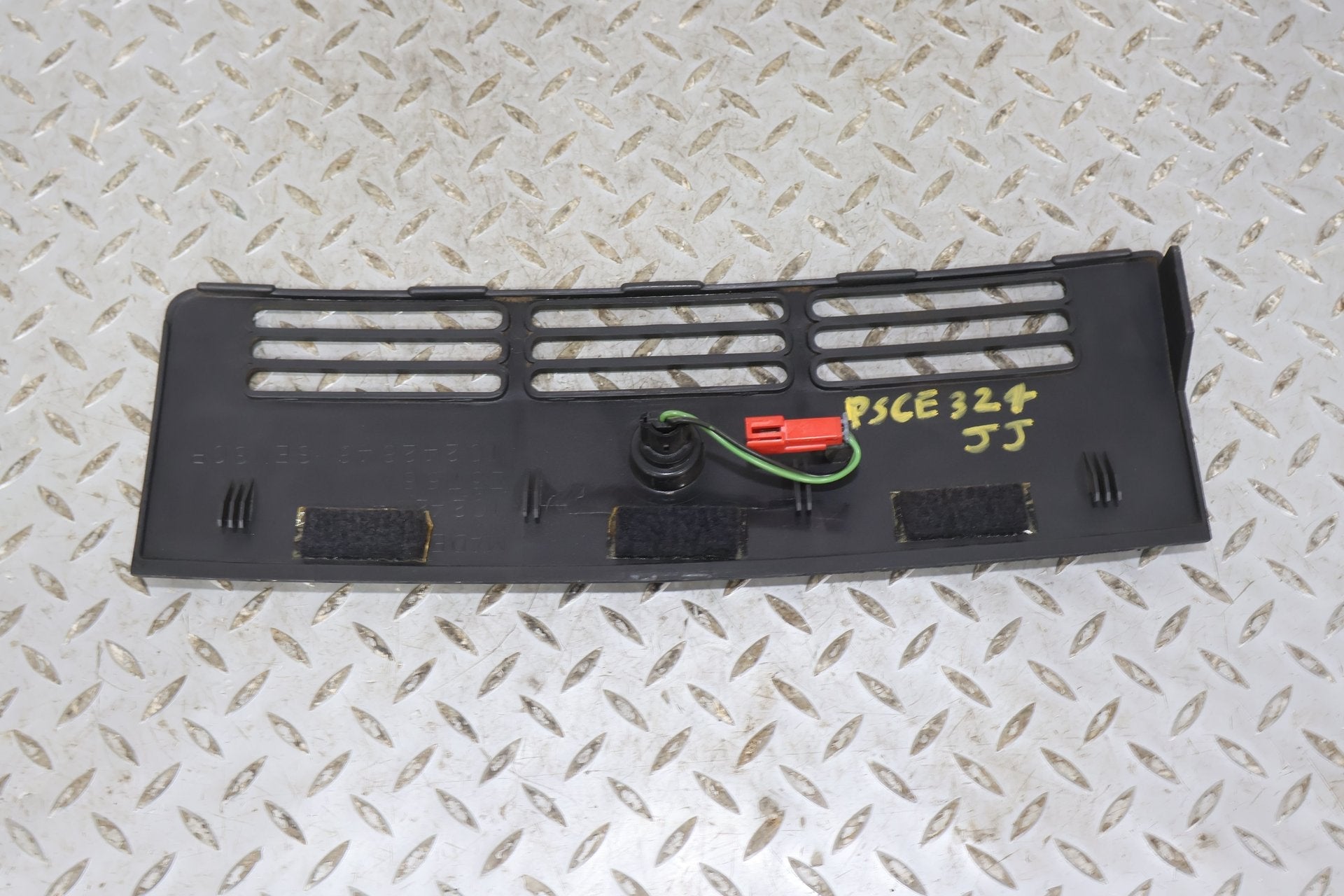 1995 Chevrolet Corvette- Dash Vent