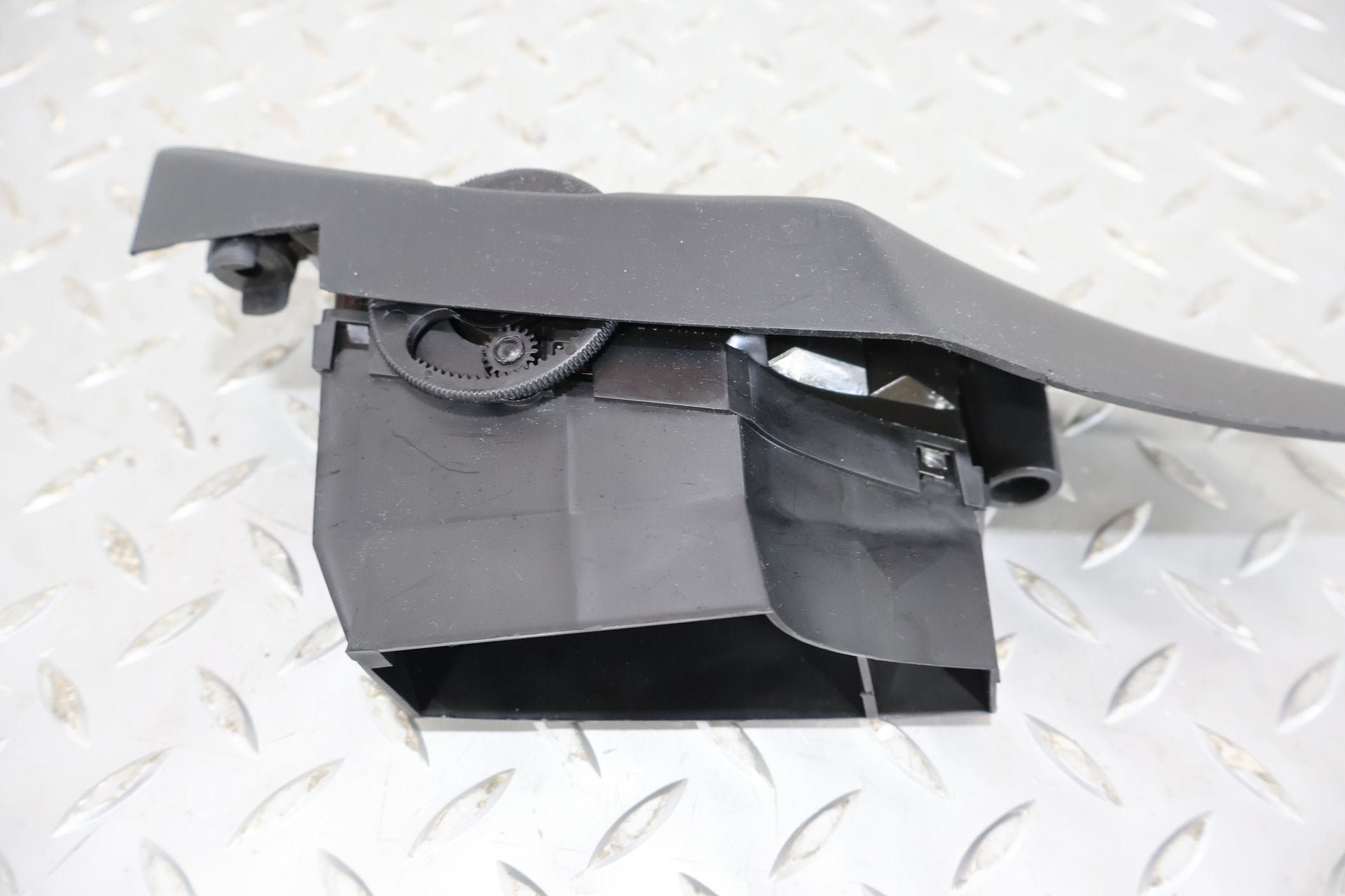 1995 Chevrolet Corvette- Dash Vent